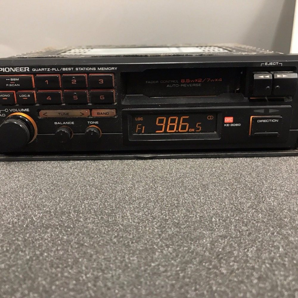 Pioneer Ke-3060 Old Classic Vintage Retro Pull Out Radio Cassette Player