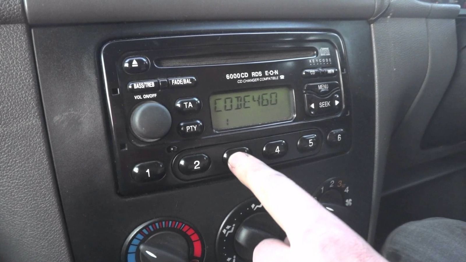 Peugeot Expert Voiture Stéréo MP3 Lecteur CD RD4 Radio + Gratuit Vin Code