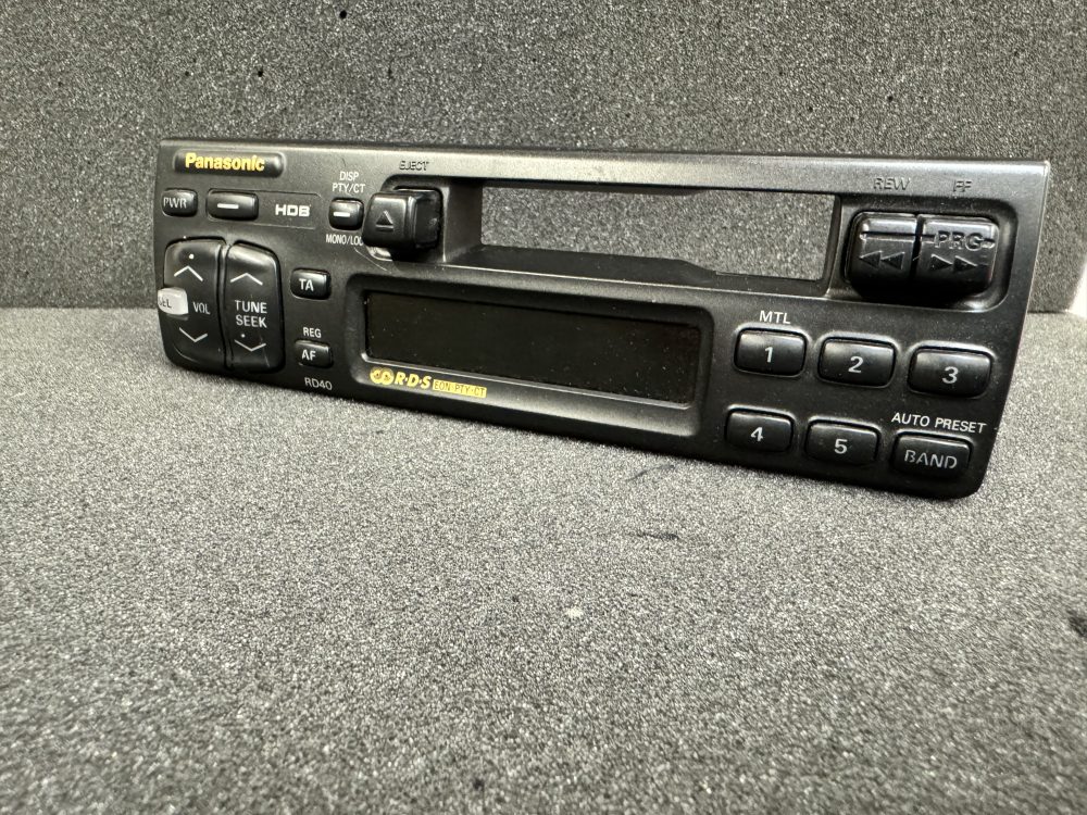 Panasonic Rd-40 Car Radio Stereo Face Front Panel complete Rd40