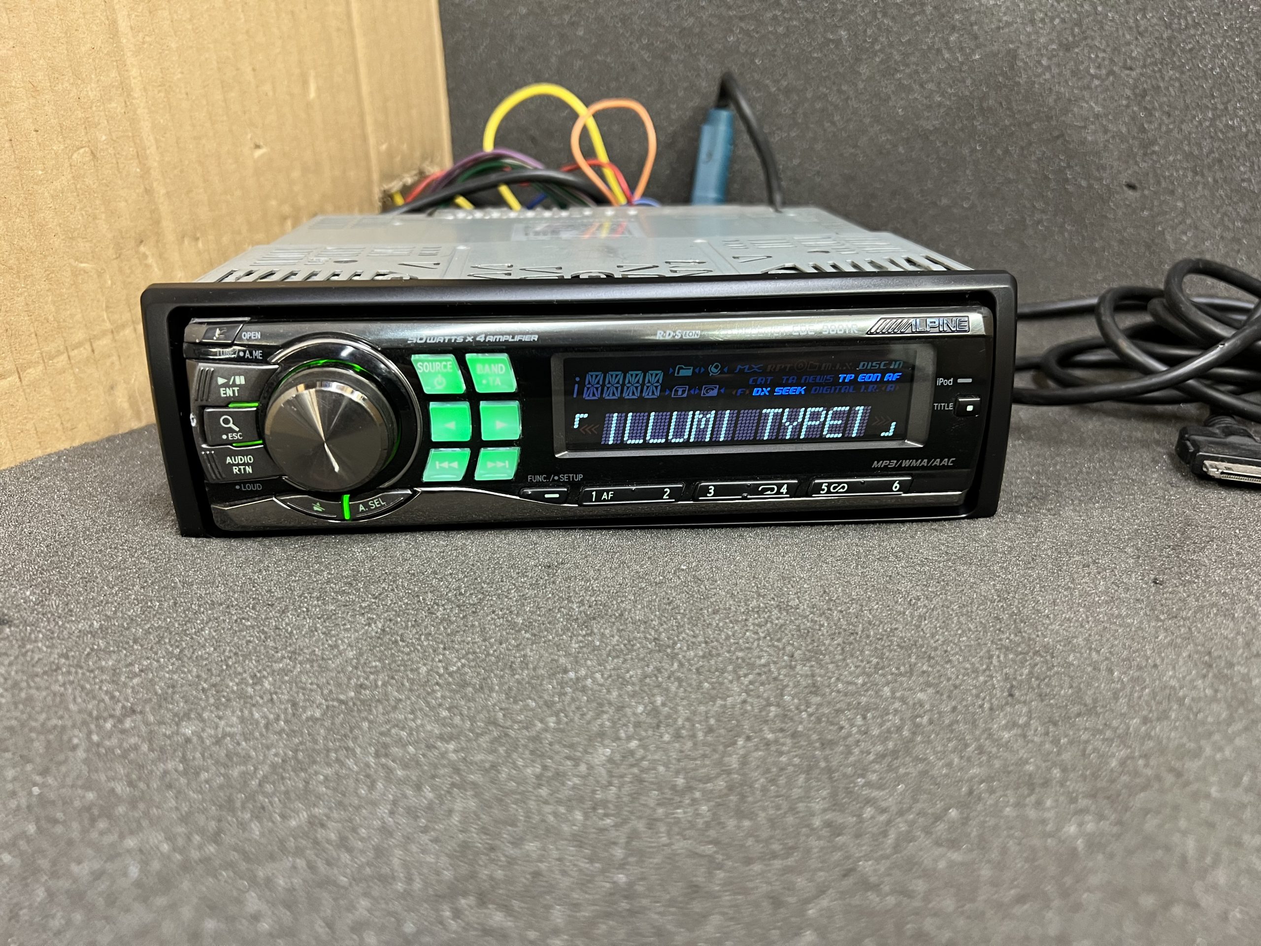 Alpine Car Radio Stereo Cd Player Model Cde-9881r rear Aux in - JT Audio