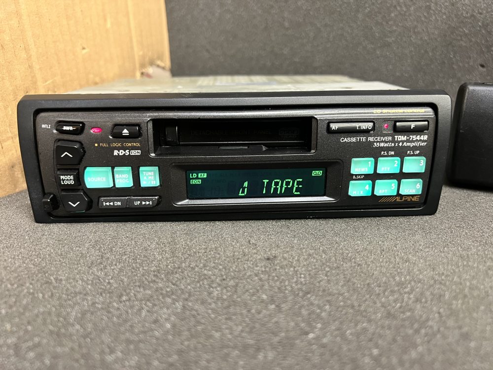 Old Classic Alpine Car Radio Cassette Player Model Tdm7544r MBus