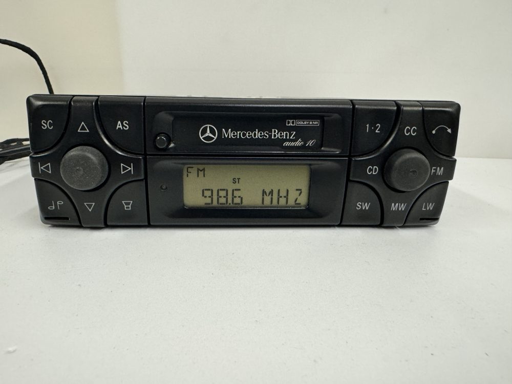 Old Classic Vintage Mercedes Becker Audio 10 Car Radio Cassette Player