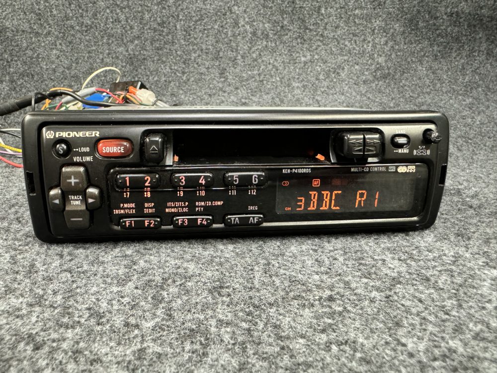 Pioneer Keh-P4100rds old car radio cassette player with Cd changer control