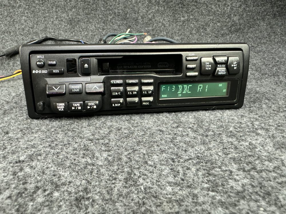 Alpine Tda-7537r old school radio cassette Very Rare Bentley Arnage