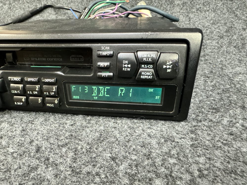 Alpine Tda-7537r old school radio cassette Very Rare Bentley Arnage - Image 3