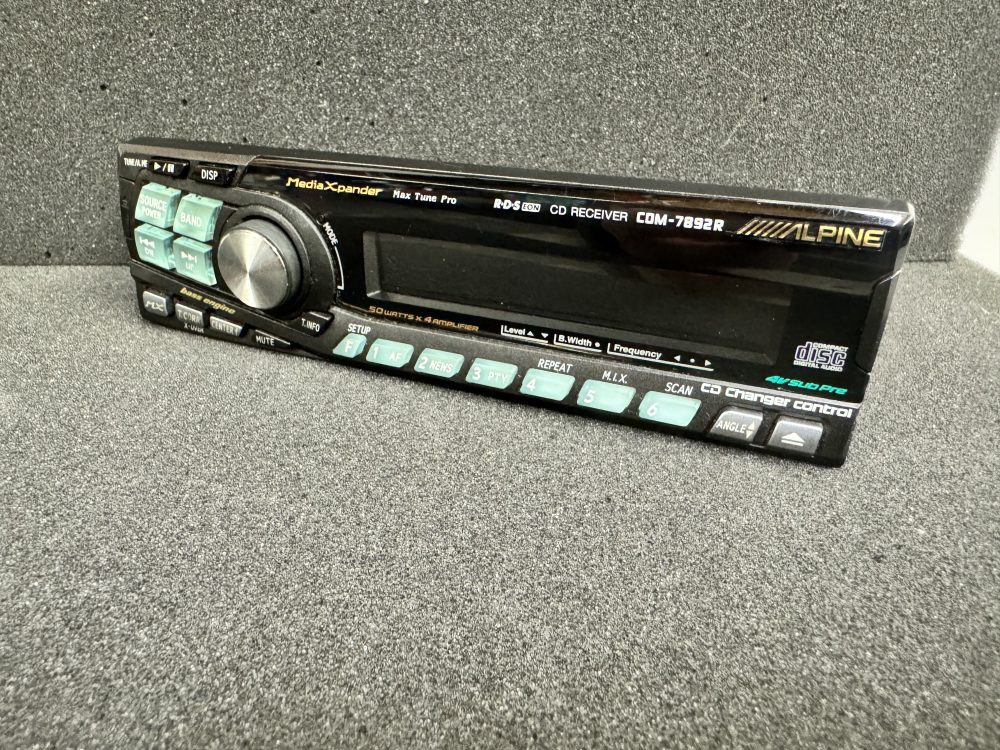 Alpine Cdm-7892r Cd Car Radio Stereo Face Only