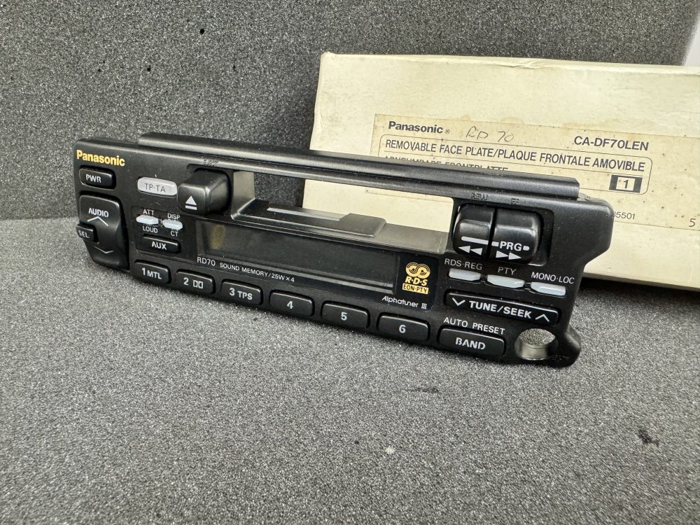 Panasonic Rd70 car Radio Stereo Cassette Face Front Panel